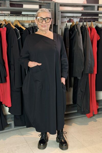 Głęboka Czerń - bawełniana, asymetryczna sukienka oversize z zatrzaskami