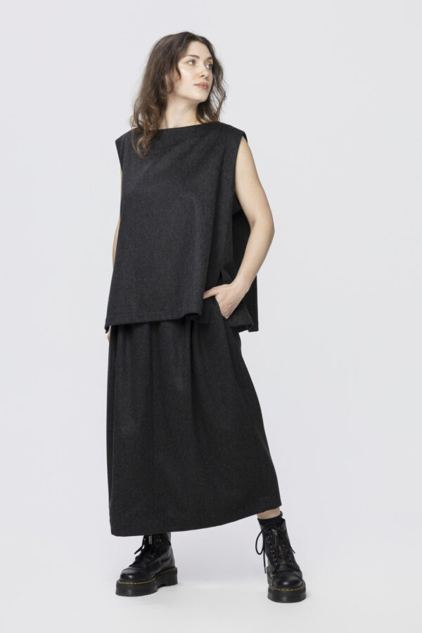 Spódnica Szare Pasmo - długa wełniana spódnica z zakładkami - obrazek 2