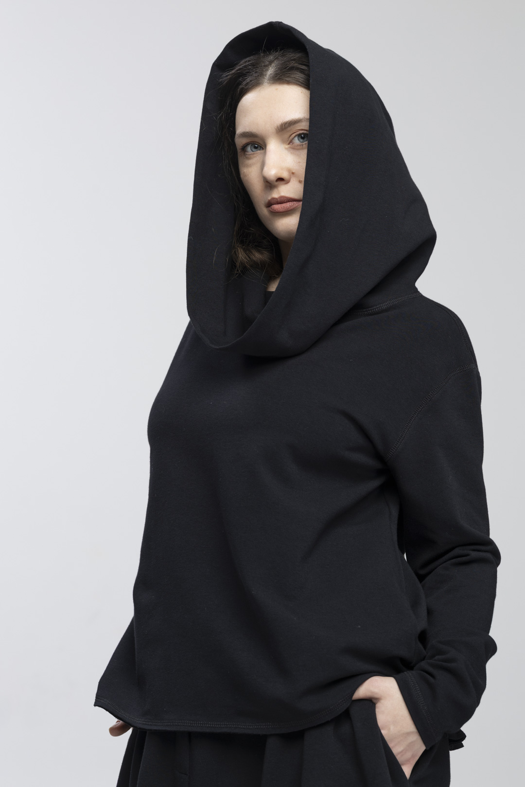 ZAKAPTURZONA - bluza z miękkiej bawełny - obrazek 1