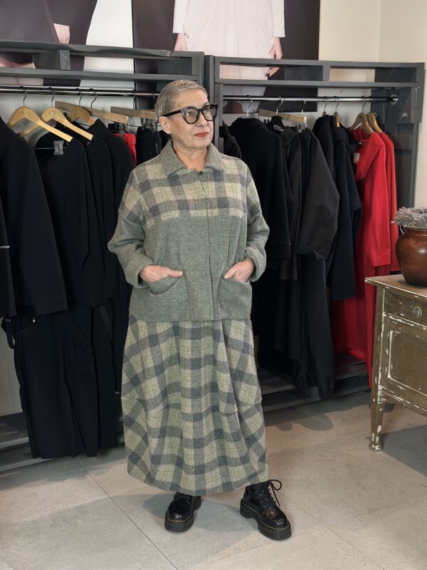 KRATA - wełniany żakiet w odcieniach zieleni i beżu - obrazek 1