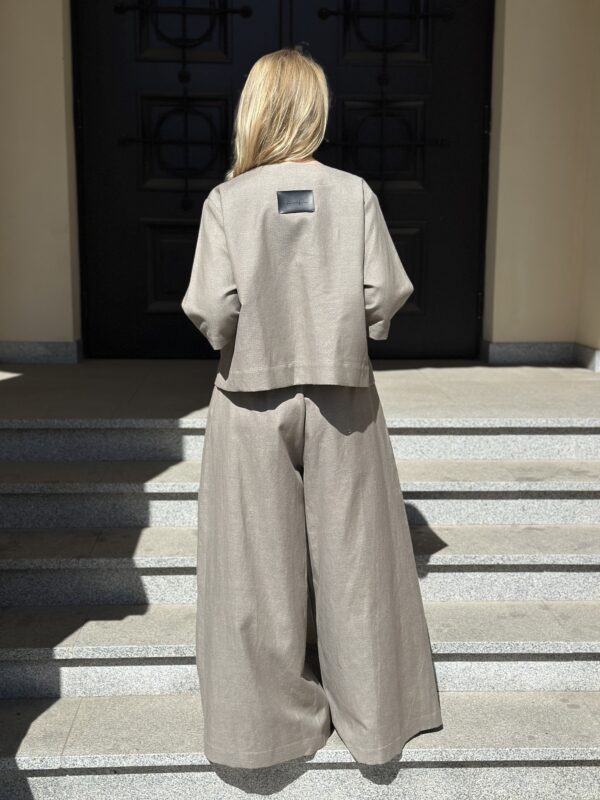 Piaskowa Architektura - bawełniane spodnie z szeroką nogawką i zakładkami - obrazek 3