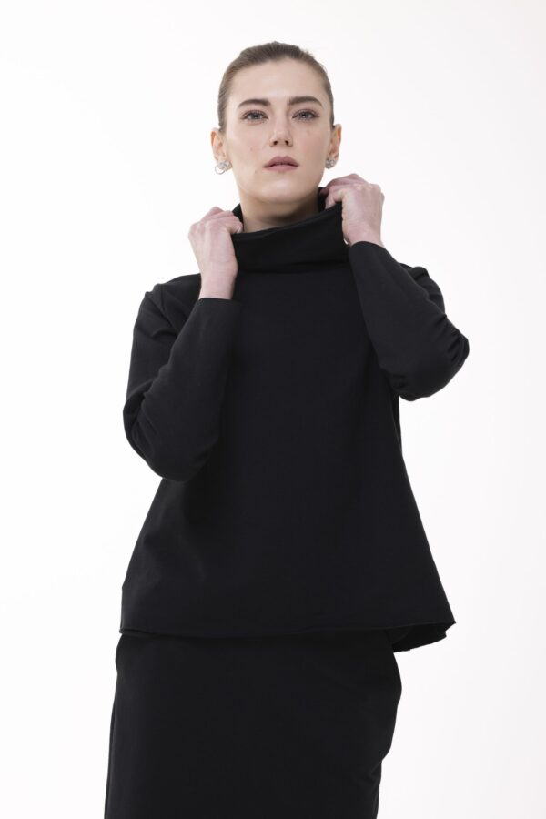 FALDA – bawełniana bluza z mini pliską - obrazek 2