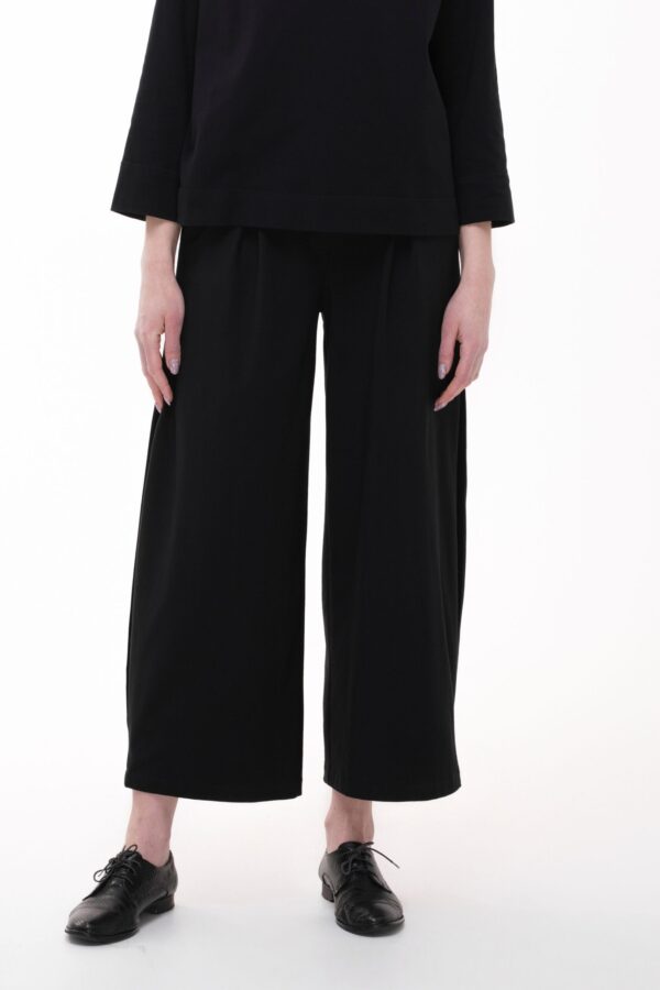 KONTURY - bawełniane spodnie z bocznymi kontrafałdami - obrazek 4