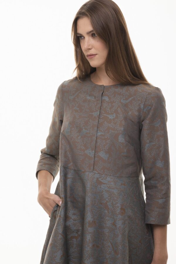 Leśna Bajka II - żakardowa sukienka midi w leśny motyw - obrazek 2