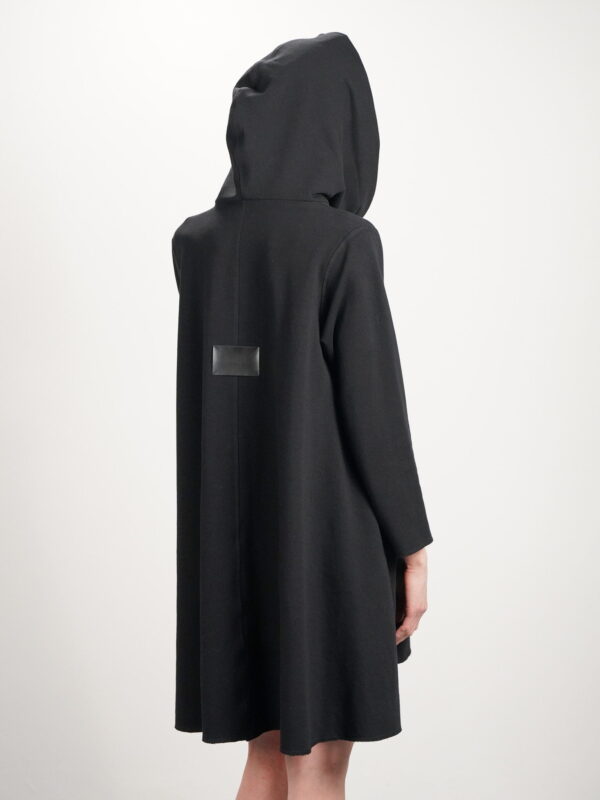 SUKIENKA ZAKAPTURZONA - obrazek 4