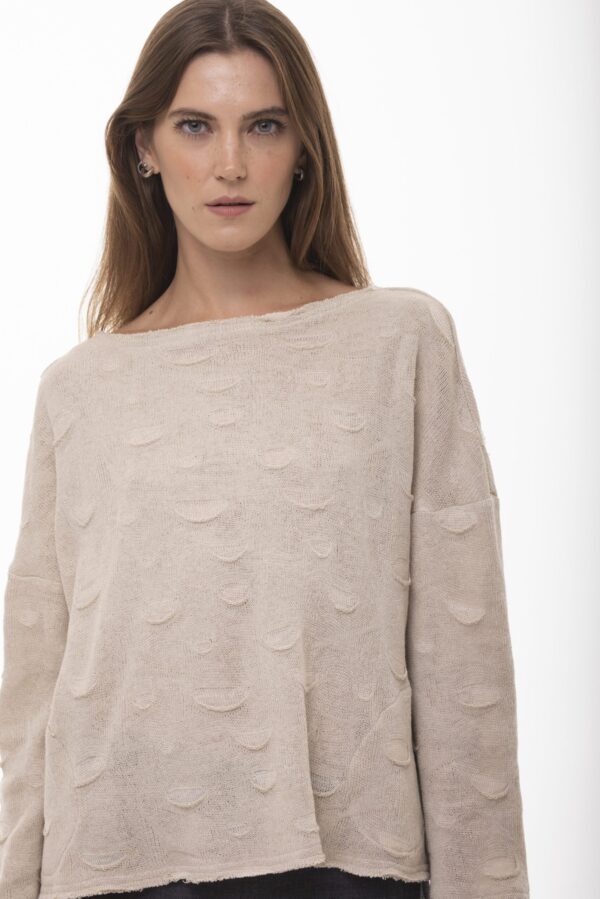 Kora - beżowy sweter oversize z kieszeniami - obrazek 1