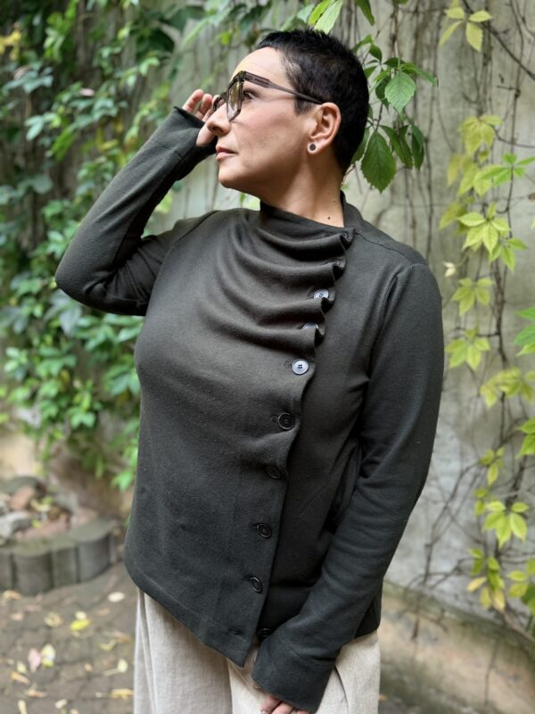 niuans sweter khaki bezale