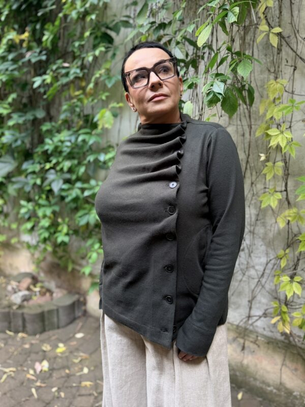 niuans sweter khaki bezale