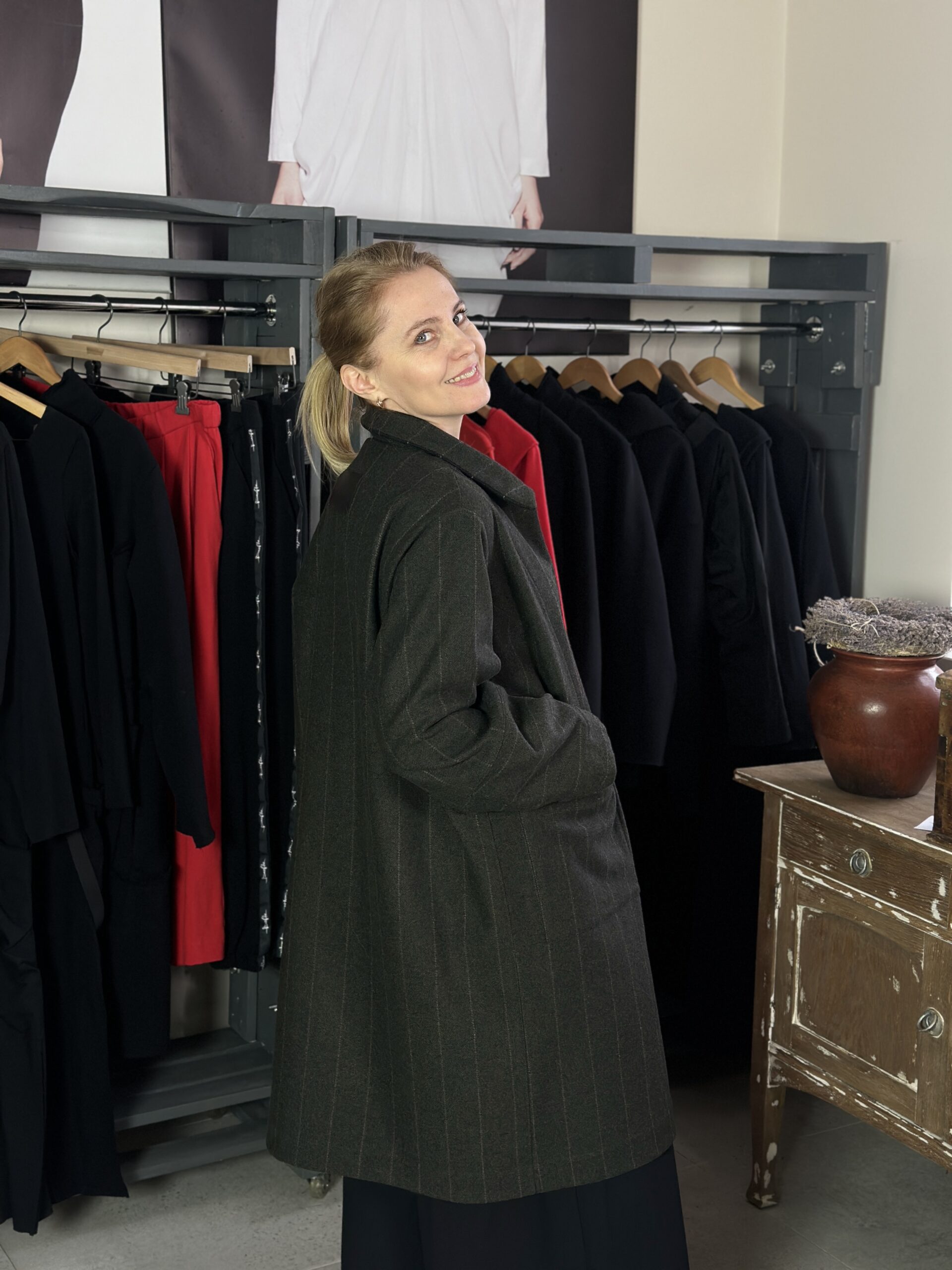 płaszcz MEDAL - dwustronny płaszcz wełniany z kieszeniami - obrazek 1