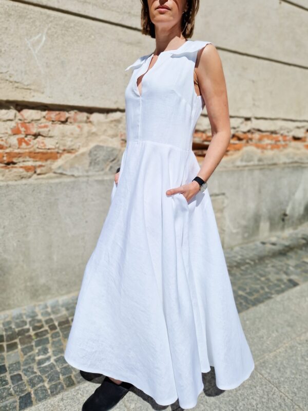 Moda Autorska Slow Fashion BezAle - sukienka skolowana biala 1